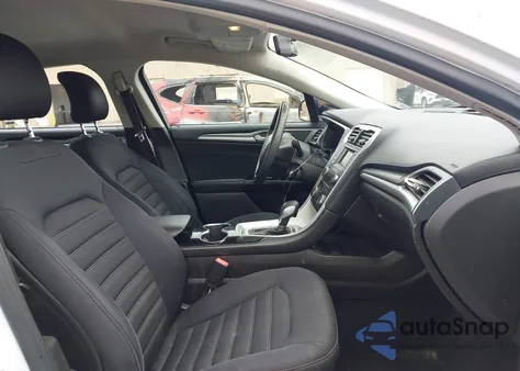 2015 Ford Fusion Se z USA, uszkodzony, nr VIN 3FA6P0H75FR264823